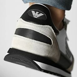 Grosses soldes 👏 Baskets X4X537-XM678 Plaster Black Off White de Emporio Armani ✔️ 7 Grosses soldes 👏 Baskets X4X537-XM678 Plaster Black Off White de Emporio Armani ✔️ -Emporio Armani Soldes Boutique emporio armani 250528 X4X537 XM678 N638 20210210T155342 04