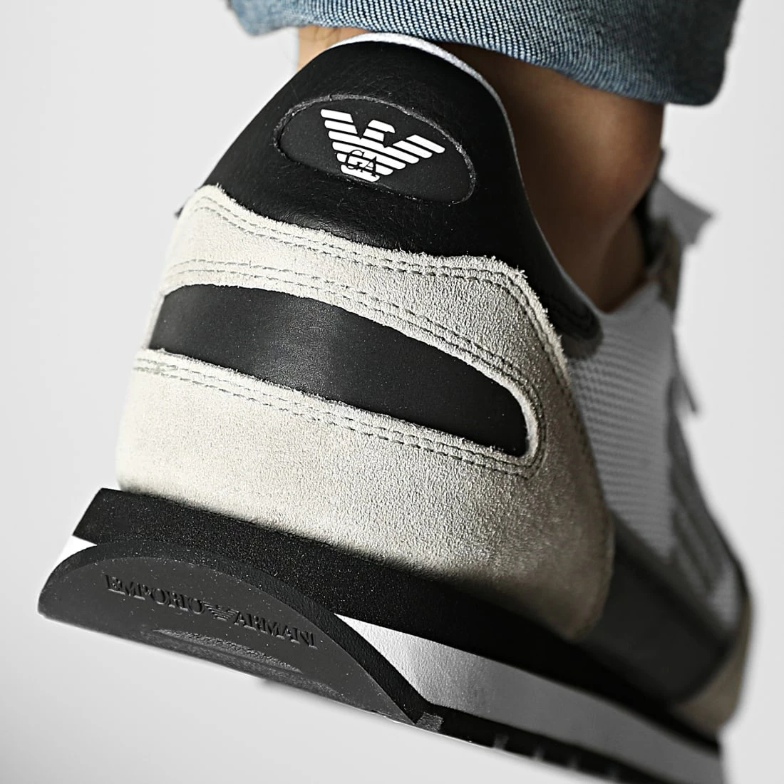 Grosses soldes 👏 Baskets X4X537-XM678 Plaster Black Off White de Emporio Armani ✔️ 4 Grosses soldes 👏 Baskets X4X537-XM678 Plaster Black Off White de Emporio Armani ✔️ – Image 4