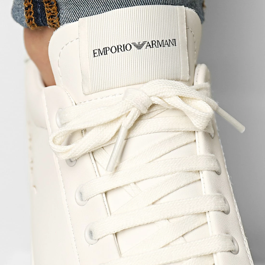 Tout neuf 💯 Baskets X4X565-XM993 Off White de Emporio Armani 🔔 3 Tout neuf 💯 Baskets X4X565-XM993 Off White de Emporio Armani 🔔 – Image 3