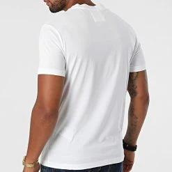 Sortie 🔥 Tee 👚 Shirt 8N1TN5-1JPZZ Blanc de Emporio Armani 💯 7 Sortie 🔥 Tee 👚 Shirt 8N1TN5-1JPZZ Blanc de Emporio Armani 💯 -Emporio Armani Soldes Boutique emporio armani 278626 8N1TN5 1JPZZ 0146 20210811T142534 04