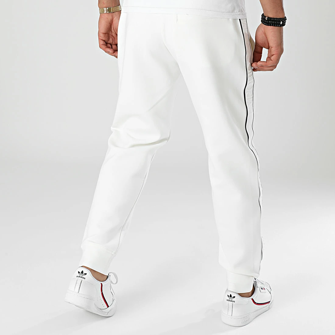 Coupon 🤩 Pantalon Jogging A Bandes 6K1P63-1JHSZ Blanc Cassé de Emporio Armani 🎉 4 Coupon 🤩 Pantalon Jogging A Bandes 6K1P63-1JHSZ Blanc Cassé de Emporio Armani 🎉 – Image 4