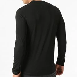 Vente flash ❤️ Tee 👕 Shirt Manches Longues 8N1TN8-1JPZZ Noir de Emporio Armani 👏 7 Vente flash ❤️ Tee 👕 Shirt Manches Longues 8N1TN8-1JPZZ Noir de Emporio Armani 👏 -Emporio Armani Soldes Boutique emporio armani 286252 8N1TN8 1JPZZ 0021 20210930T164054 04