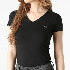 Meilleure affaire 🎁 Tee 👕 Shirt Femme Col V 164407-CC318 Noir de Emporio Armani 🤩 -Emporio Armani Soldes Boutique emporio armani 290239 164407 CC318 00120 20211103T155602 03