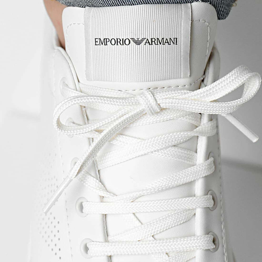 Bon marché 😍 Baskets X4X565-XN180 Off White Black de Emporio Armani 🌟 3 Bon marché 😍 Baskets X4X565-XN180 Off White Black de Emporio Armani 🌟 – Image 3