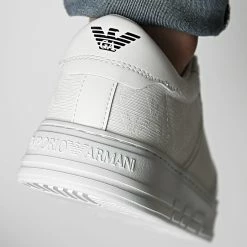 Meilleure vente 🧨 Baskets X4X570 XN183 White White de Emporio Armani 🔔 -Emporio Armani Soldes Boutique emporio armani 307689 X4X570 XN183 A222 20220307T155033 04