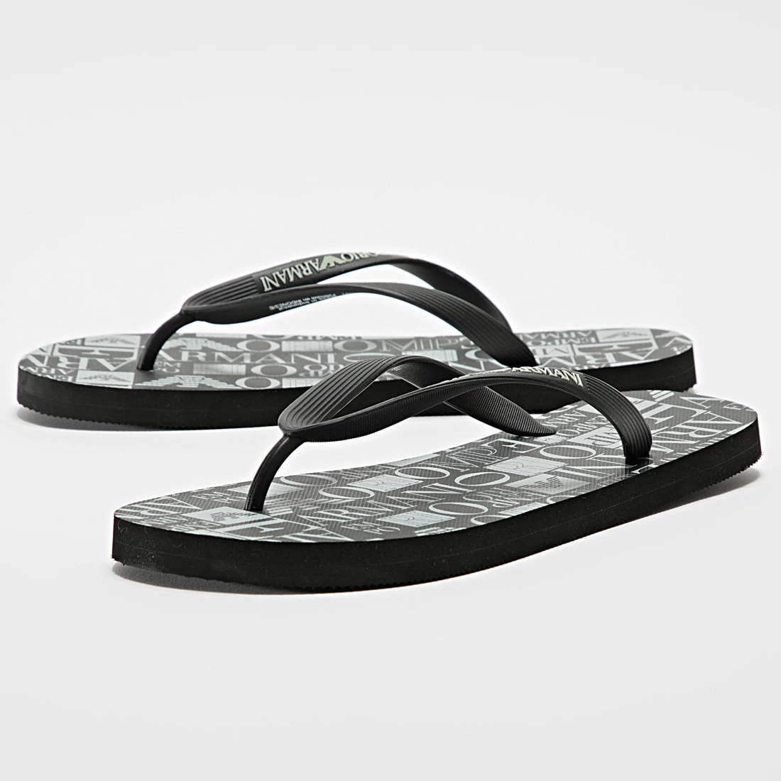 Vente flash 👍 Tongs XVQS01-XN122 Black Grey de Emporio Armani 🧨 4 Vente flash 👍 Tongs XVQS01-XN122 Black Grey de Emporio Armani 🧨 – Image 4