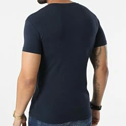 De gros 👏 Tee 👚 Shirt 111035-2R512 Bleu Marine de Emporio Armani ✔️ -Emporio Armani Soldes Boutique emporio armani 322269 111035 2R512 00135 20220609T124358 04