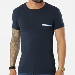 Budget 🎉 Tee 👚 Shirt 111035-2R729 Bleu Marine de Emporio Armani 🥰