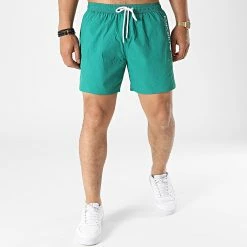 Les meilleures critiques de 👏 Short De Bain 211740-2R422 Vert de Emporio Armani ✔️ -Emporio Armani Soldes Boutique emporio armani 322444 211740 2R422 01185 20220608T141323 03