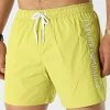 Promo 🎁 Short De Bain 211740-2R422 Vert Clair de Emporio Armani 🛒