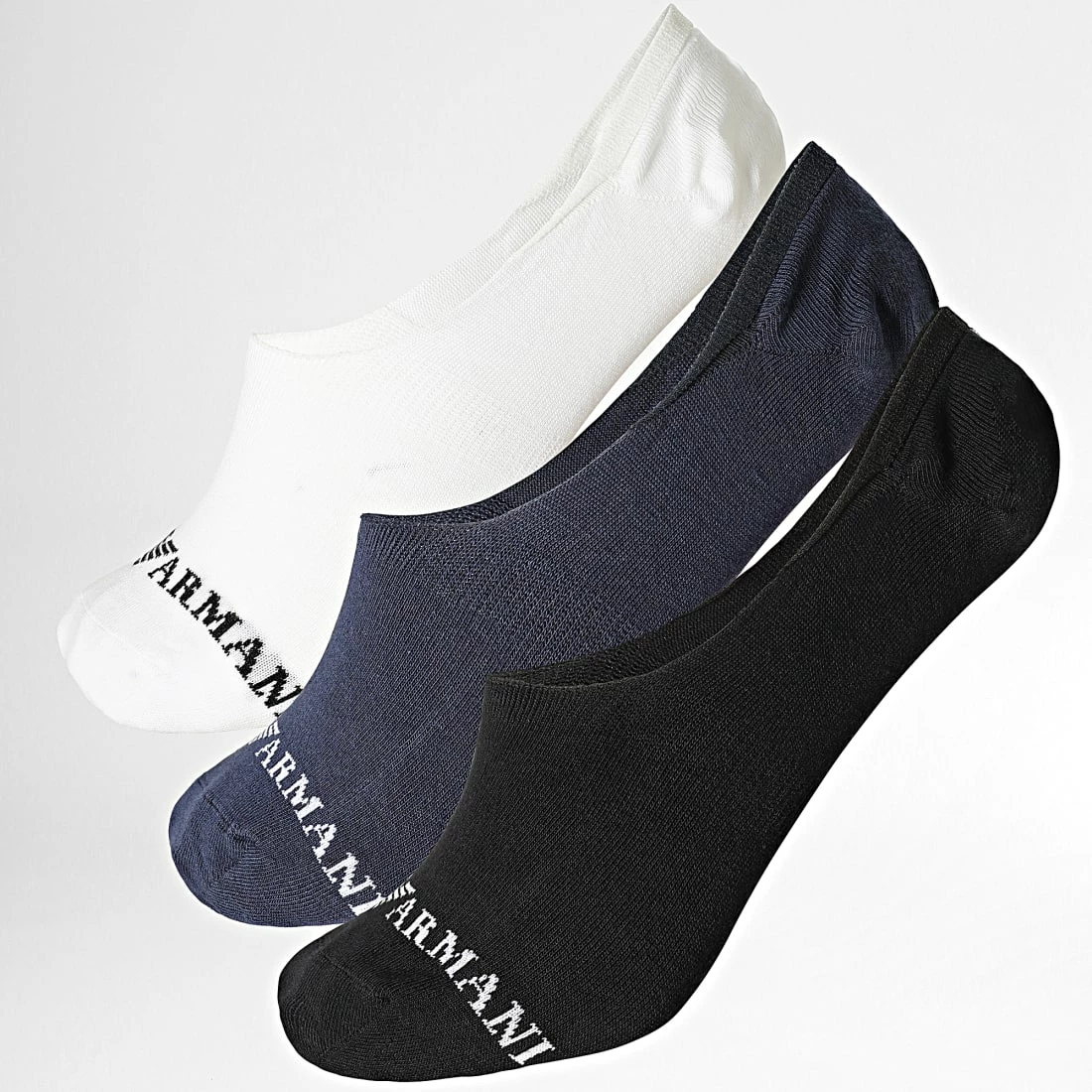 Acheter ⌛ Lot De 3 Paires De Chaussettes 306227-2R234 Noir Blanc Bleu Marine de Emporio Armani 🛒 1 Acheter ⌛ Lot De 3 Paires De Chaussettes 306227-2R234 Noir Blanc Bleu Marine de Emporio Armani 🛒