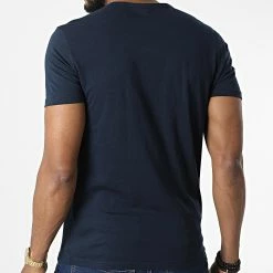 Bon marché 🔔 Lot De 2 Tee 👚 Shirts Col V 111648-CC722 Gris Bleu Marine de Emporio Armani 🔥 8 Bon marché 🔔 Lot De 2 Tee 👚 Shirts Col V 111648-CC722 Gris Bleu Marine de Emporio Armani 🔥 -Emporio Armani Soldes Boutique emporio armani 326898 111648 CC722 15935 20220719T144804 04