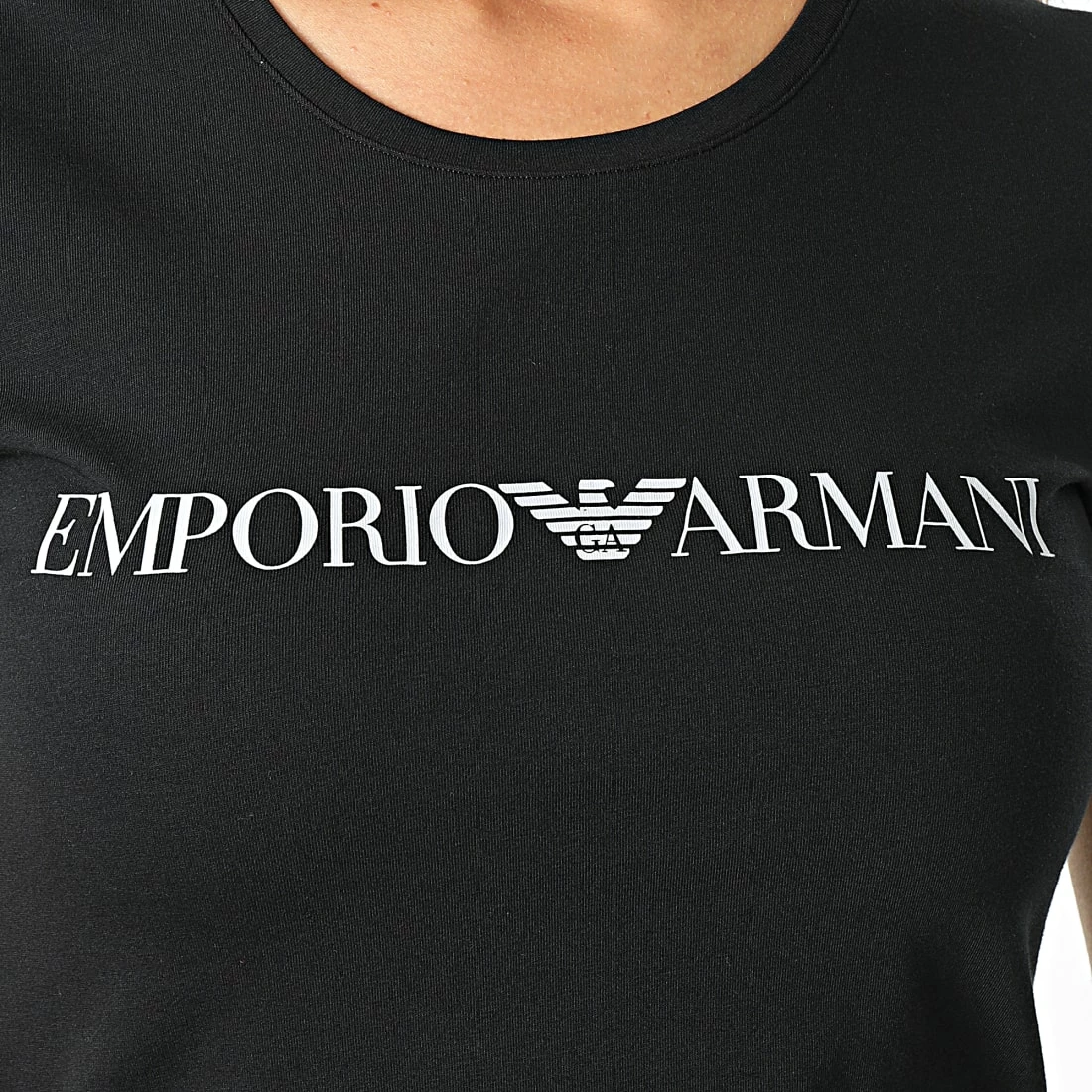 Budget 🧨 Tee 👕 Shirt Femme 163139-2F227 Noir de Emporio Armani 🌟 2 Budget 🧨 Tee 👕 Shirt Femme 163139-2F227 Noir de Emporio Armani 🌟 – Image 2
