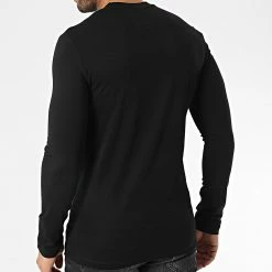 Budget 🌟 Tee 👚 Shirt Manches Longues 8N1TN8 Noir de Emporio Armani 💯 7 Budget 🌟 Tee 👚 Shirt Manches Longues 8N1TN8 Noir de Emporio Armani 💯 -Emporio Armani Soldes Boutique emporio armani 340214 8N1TN8 1JPZZ 0022 20221011T160337 04