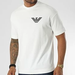 Les meilleures critiques de 🛒 Tee 👚 Shirt Large 6LTH3 Blanc de Emporio Armani ❤️ -Emporio Armani Soldes Boutique emporio armani 341651 6L1TH3 1JWZZ 0101 20221014T151834 04