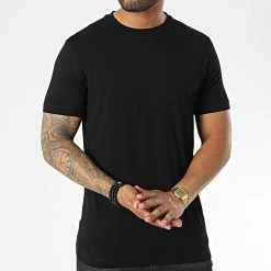 Les meilleures critiques de 🎉 Tee 👕 Shirt 6L1TS5 Noir de Emporio Armani 🛒